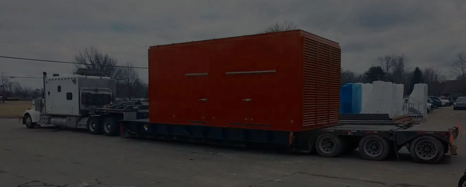 Онлайн-заявка на транспортировку автотранспортом компрессоров и генераторов в поселке Знамя Октября (Центральный округ - Москва)
